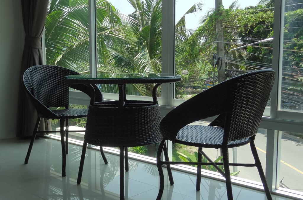 But Different Phuket Boutique Hotel Nai Harn ภายนอก รูปภาพ