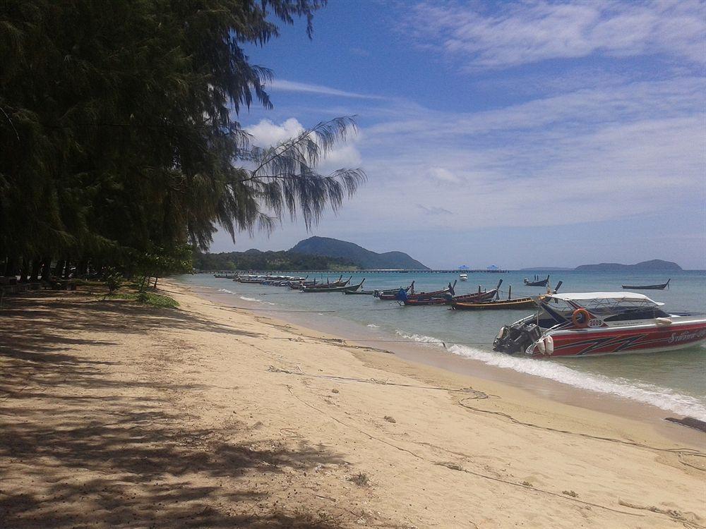 But Different Phuket Boutique Hotel Nai Harn ภายนอก รูปภาพ