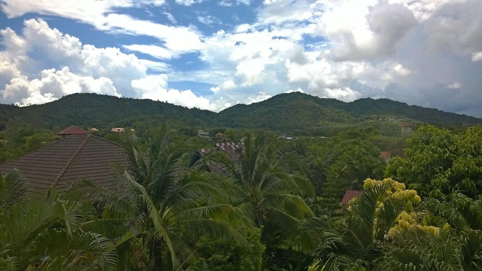 But Different Phuket Boutique Hotel Nai Harn ภายนอก รูปภาพ