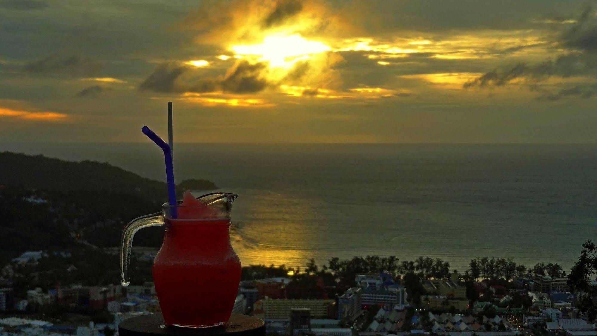 But Different Phuket Boutique Hotel Nai Harn ภายนอก รูปภาพ